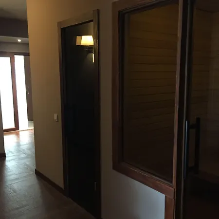 Liona & グンドーガン