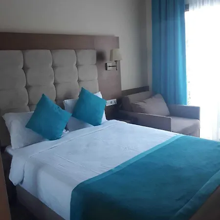 ホテル Liona & グンドーガン