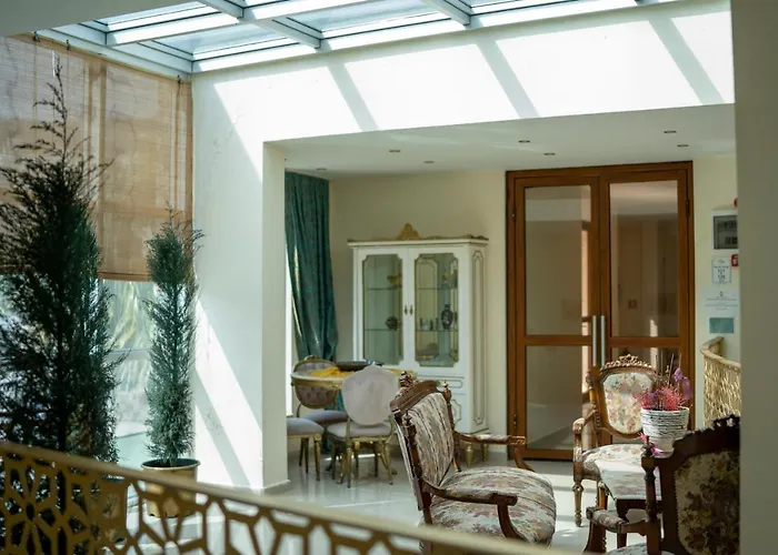 Liona & Hotel Gundogan (Bodrum)