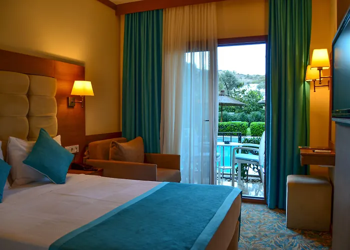 Liona & 3* Gündoğan